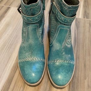Teal Roan Boots